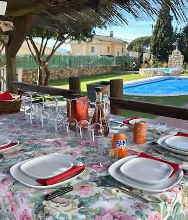 Дом отдыха Con Piscina Privada Costa Brava Massanet De La Selva